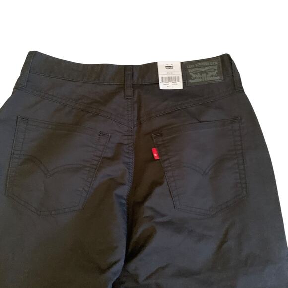 Levi's Women's Size 29x30 Tapered Leg High Waisted Mom Denim Jean Irregular New - Picture 7 of 14